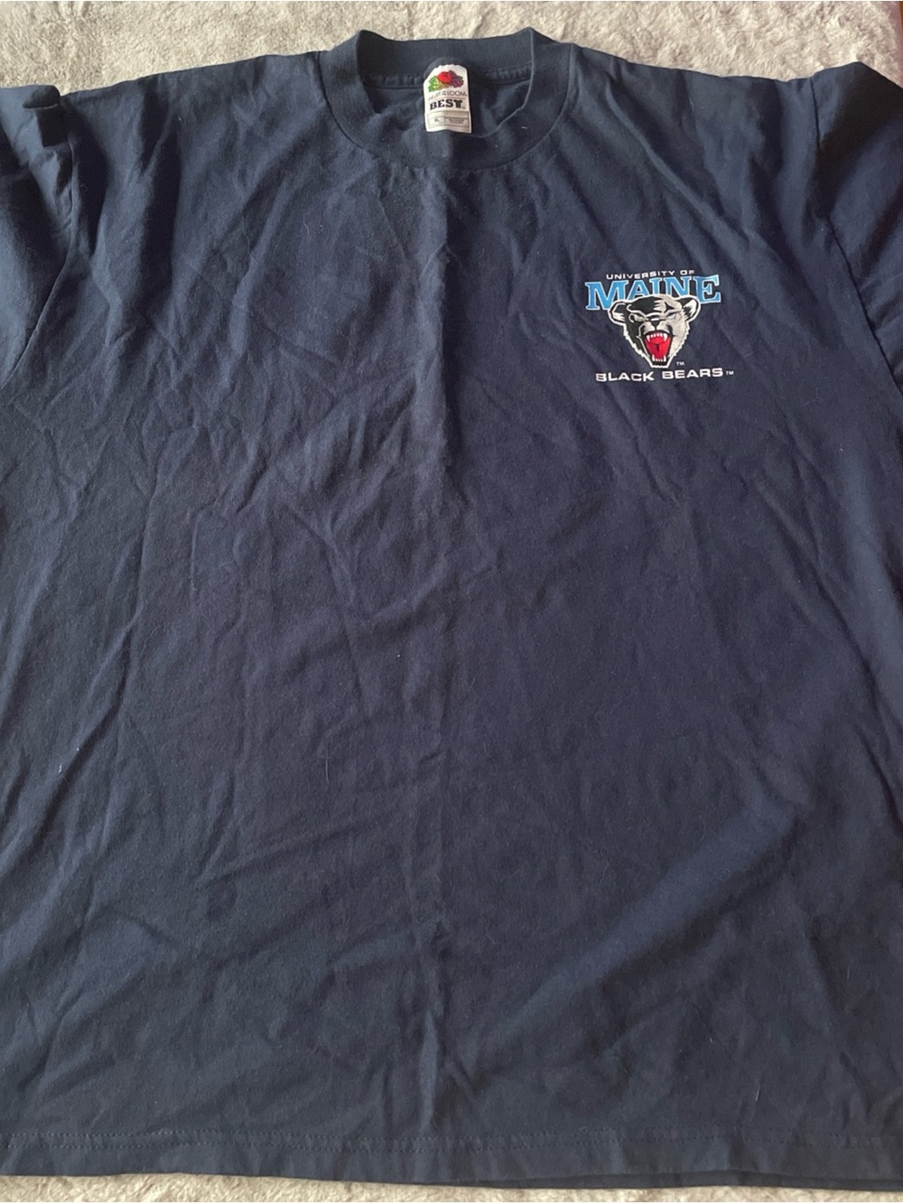 University of Maine Black Bears tee men’s XL